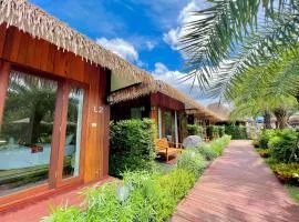 เทียนหอม อัมพวา รีสอร์ท