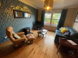 Beautiful Peebles Bungalow, hytte i Peebles