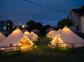 Kampaoh Castrillón, glamping en Naveces