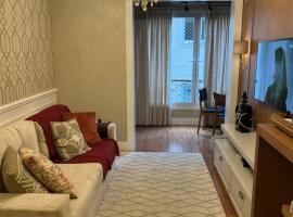 Apartamento novinho na Borges de medeiros- CENTRO