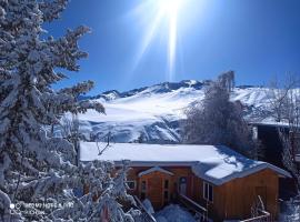 Hostal El Pichon, hotel v destinaci Farellones