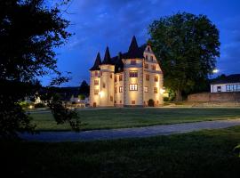 Ferienwohnung am Schlossgarten: Schmieheim şehrinde bir kiralık tatil yeri