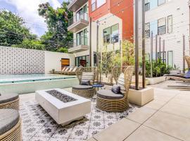 Sentral East Austin at 1614 E Sixth, holiday rental in Austin