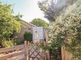 Mimosa Cottage, holiday home in Swyre