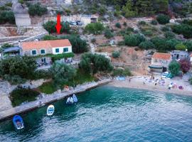 Seaside secluded apartments Cove Torac, Hvar - 4044、Gdinjのアパートメント