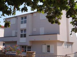 Apartments with a parking space Potocnica, Pag - 4096, 3-star hotel in Stara Novalja