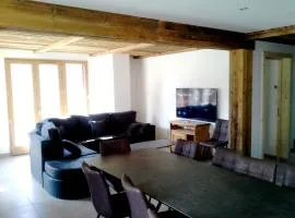 Duplex 5 pièces, 10 pers, Sud, Animaux admis, Parking - FR-1-263-511