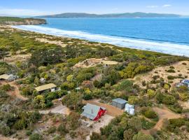 Little Secret - Sanctuary by the beach, holiday home in Sandford
