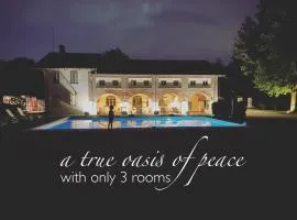 La Scuderia Charming Rooms b&b
