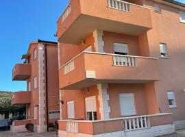 Apartman Jukic, hotel v destinaci Marina