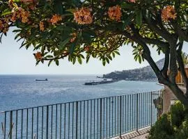 Lazareto Mar by An Island Apart