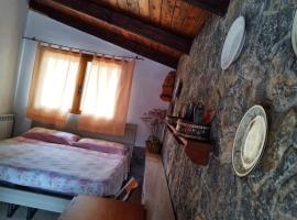 La casetta di Anna, hótel í Lerici