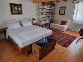 B&B Karin - Rooms & Breakfast, hotel with parking in Udine
