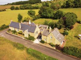 Coxgreen Old Schoolhouse, pet-friendly hotel in Sunderland