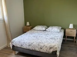 Appartement en centre - résidence privée, vue mer