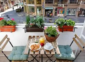 Traditional Romanian Apartments Old Town City