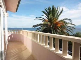 Apartments by the sea Sucuraj, Hvar - 5680