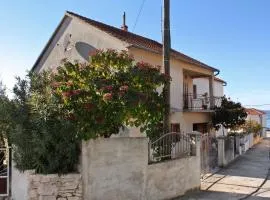 Apartments by the sea Biograd na Moru, Biograd - 5845