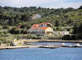 Apartments by the sea Lumbarda, Korcula - 4393