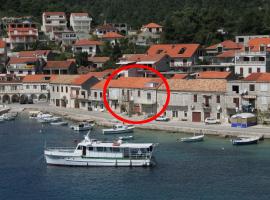 Apartments by the sea Brna, Korcula - 4415, hotel in Smokvica
