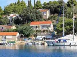 Apartments by the sea Lumbarda, Korcula - 4442