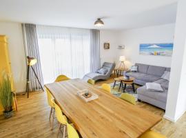 Ferienhaus 16 "Gut Tossens", Hotel in Tossens