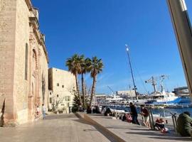 perle rare à la ciotat, family hotel in La Ciotat