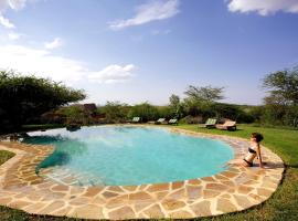 Elewana Lewa Safari Camp, hotel with pools in Meru