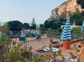 Hotel 4 Stagioni: Capri'de bir otel