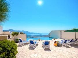 Luxury Villa Fig with pool and Jacuzzi near Dubrovnik