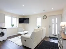 Canal View Cottage