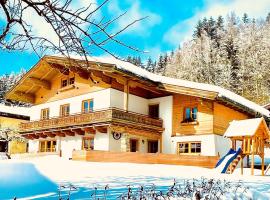 Chalet Hoamat Leben, apartment in Leogang