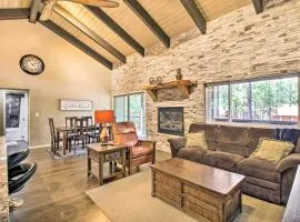 Cozy Pinetop Retreat with Porch - Near Golfing!
