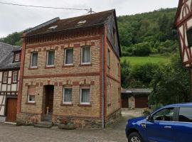 Ferienhaus Stahlbergblick, hotel with parking in Bacharach
