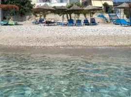 Magic Ionian Apartments & Rooms