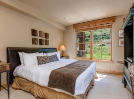 Lodges at Deer Valley - #2220, serviced apartment in Park City