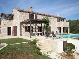 Luxury villa with a swimming pool Skrapi, Central Istria - Sredisnja Istra - 7527