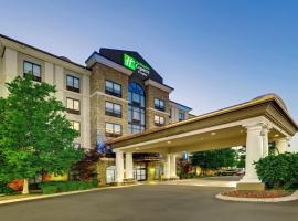 Holiday Inn Express Nashville-Opryland, an IHG Hotel, hotel perto de Grand Ole Opry, Nashville