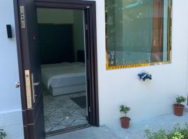 Sultan Pakistan, hotel in Huairou