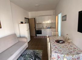 Sea view apartament, hotel in Sarandë