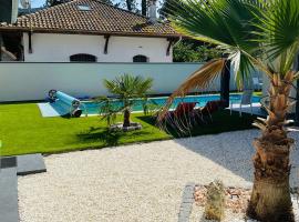 Studio indépendant sur propriété avec piscine partagée, cottage in Biscarrosse