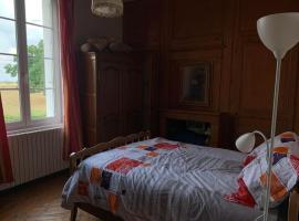 chambre chez l'habitant 2, hotel barato en Biville-la-Baignarde