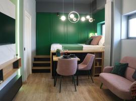 Green Sunnyside Studio - Central Location