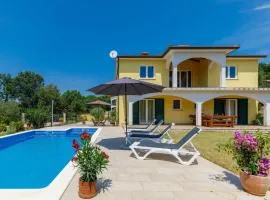 Holiday Home Carla by Interhome
