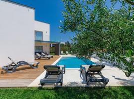 Holiday Home Lana by Interhome, hotel in Banjole
