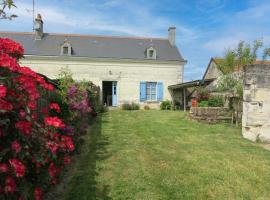 Holiday Home Les Landes du Chinonais by Interhome, Hotel in Huismes