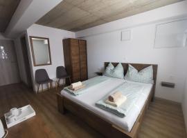 Sobe, Rooms B&B - Vina Kauran, B&B/chambre d'hôtes à Zgornji Jakobski Dol