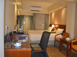 Omar El Khayam Al Minya Hotel โรงแรมในอัล มินยา