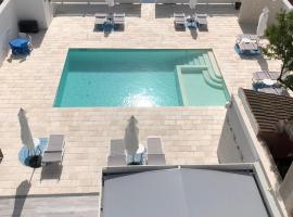 B&B Alto Salento - Pool and Sun，普爾薩諾的飯店
