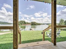 Boat Dock and Covered Patio Cherokee Lake Escape!, viešbutis mieste Bean Station